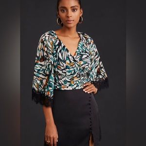 NWT Anthropologie flutter sleeve top!